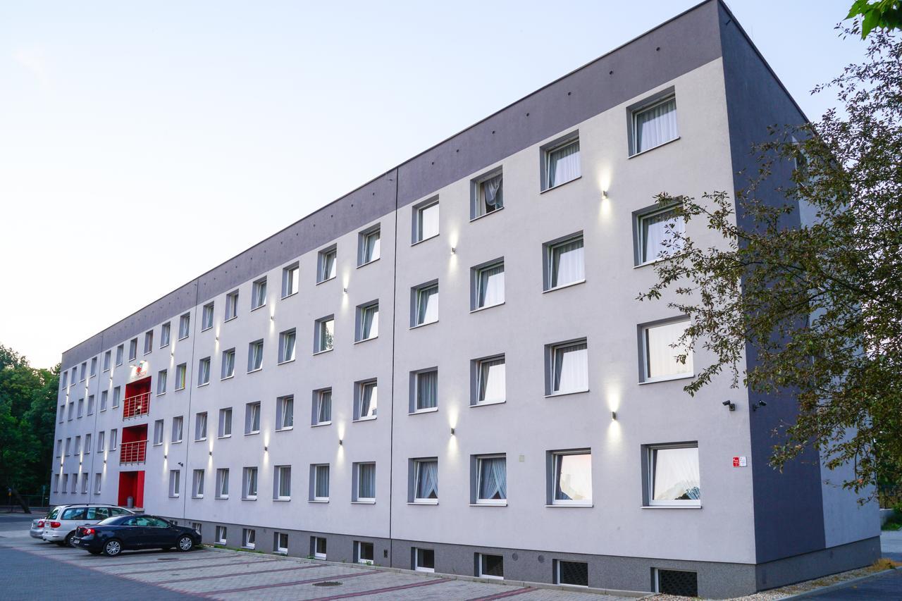 Zgoda Kompleks Hotelarski Świętochłowice Εξωτερικό φωτογραφία